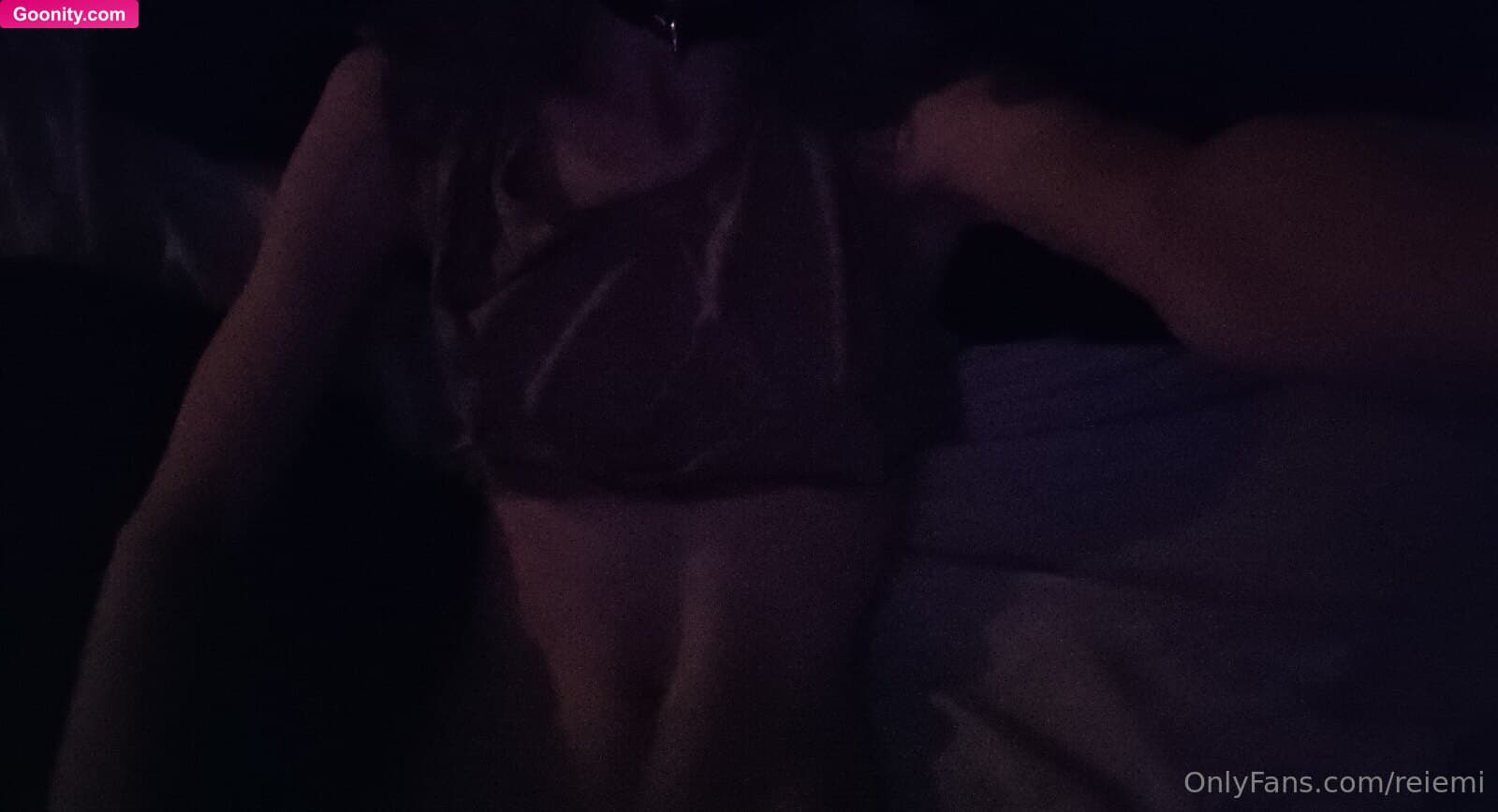 ReiEmi on OnlyFans - happy thanksgiving to those of u that celebrate ! trying to be more comfortable showing my abs again~