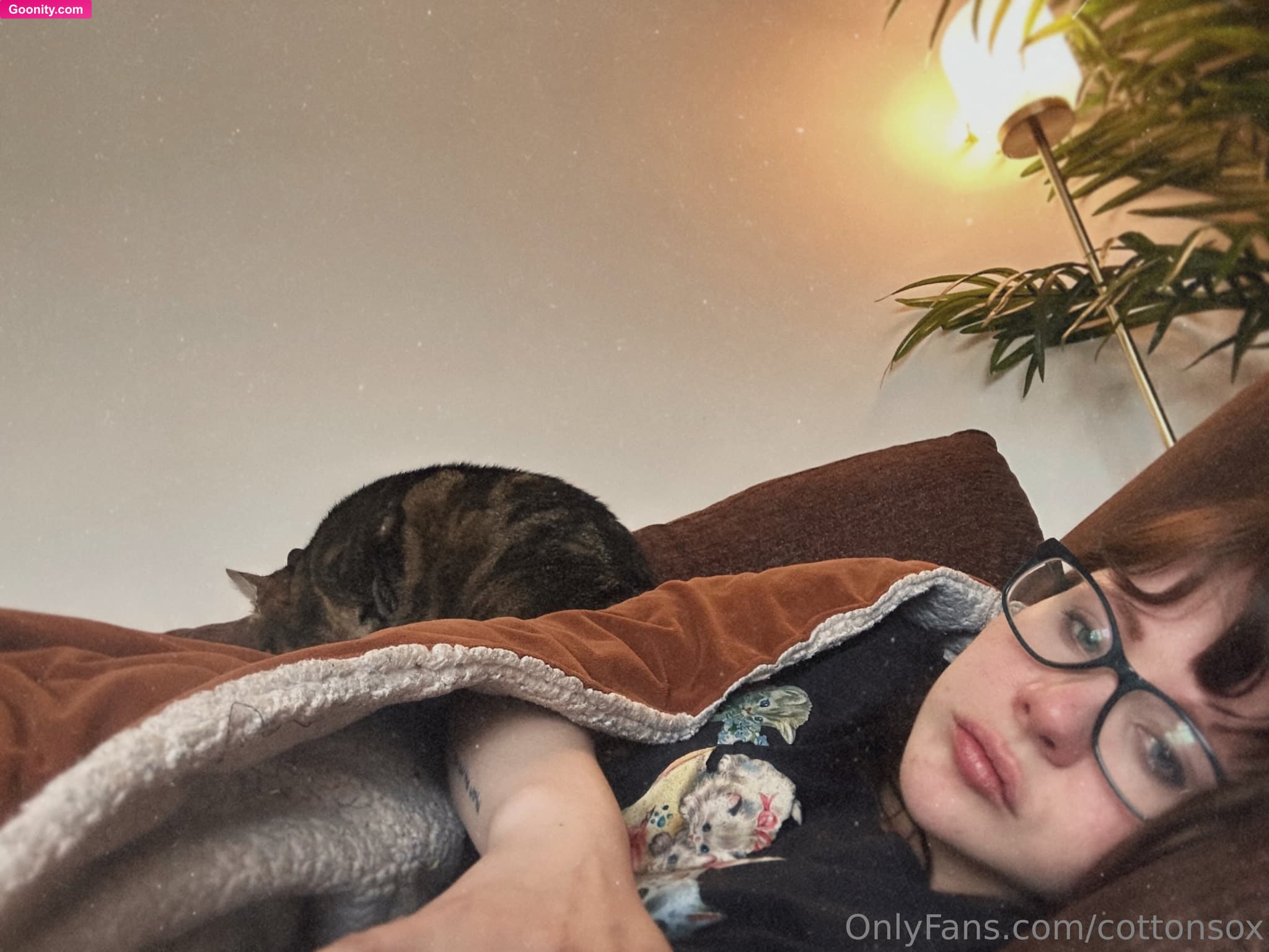 Alice CottonSox on OnlyFans - I’m not a fan of this time of year. I was hoping this year, having another person around who I have mutual caring about each other situation with, that it would be easier; in many ways it is… just in unexpected ways it isn’t. These are all me problems, I know that, I don’t want to be a grinch… it’s just there’s more going on to remind me of all the years of Christmas’s spent alone in one way or another, now I’m not alone but my body doesn’t know what to do about that. I’m like an anxious dog tha