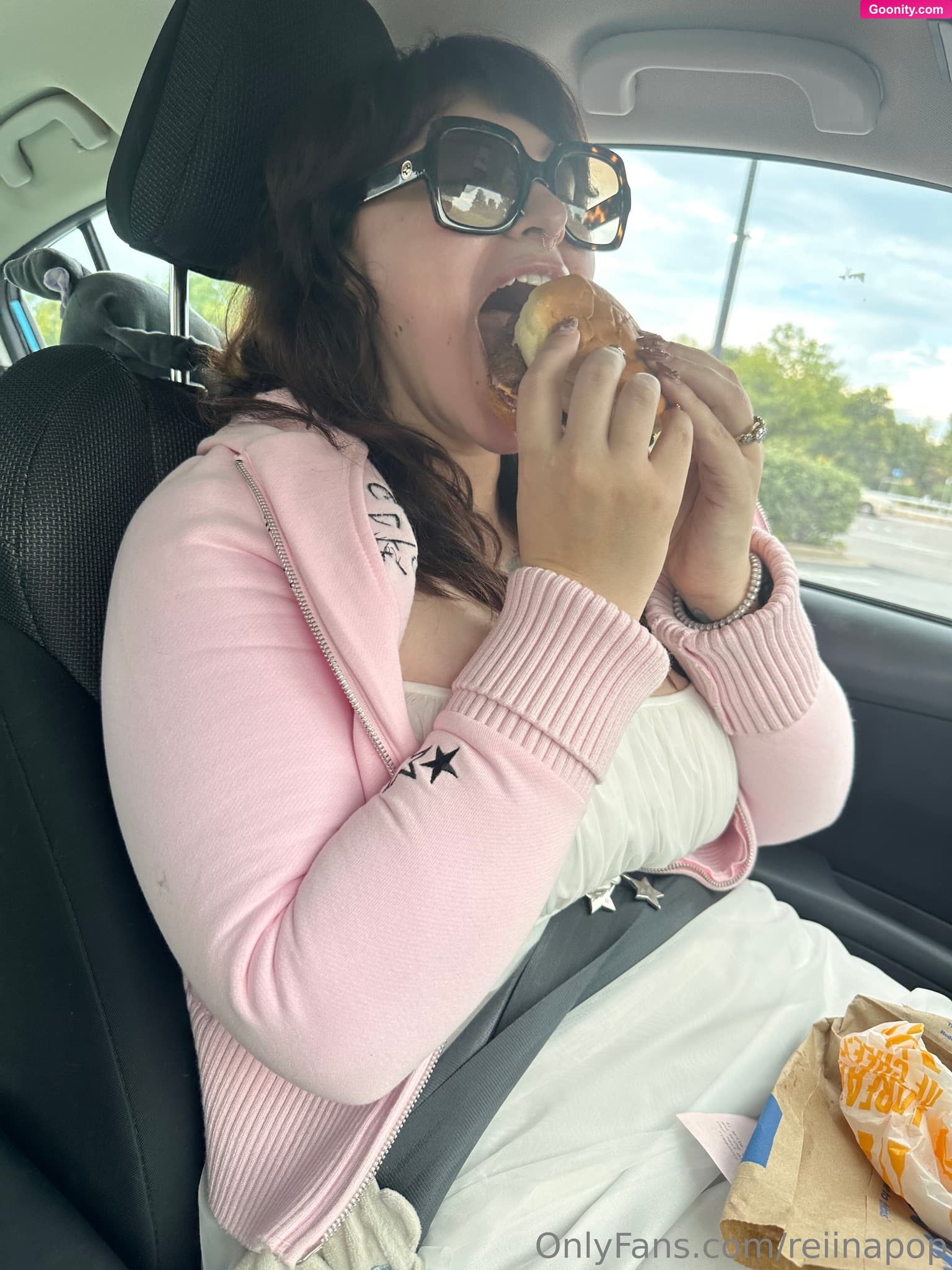 Goddess Reina ๐ค๐ on OnlyFans - very good day for food yesterday ๐ฝthank you Wilton for feeding my fat booty!! ๐ฅฐ