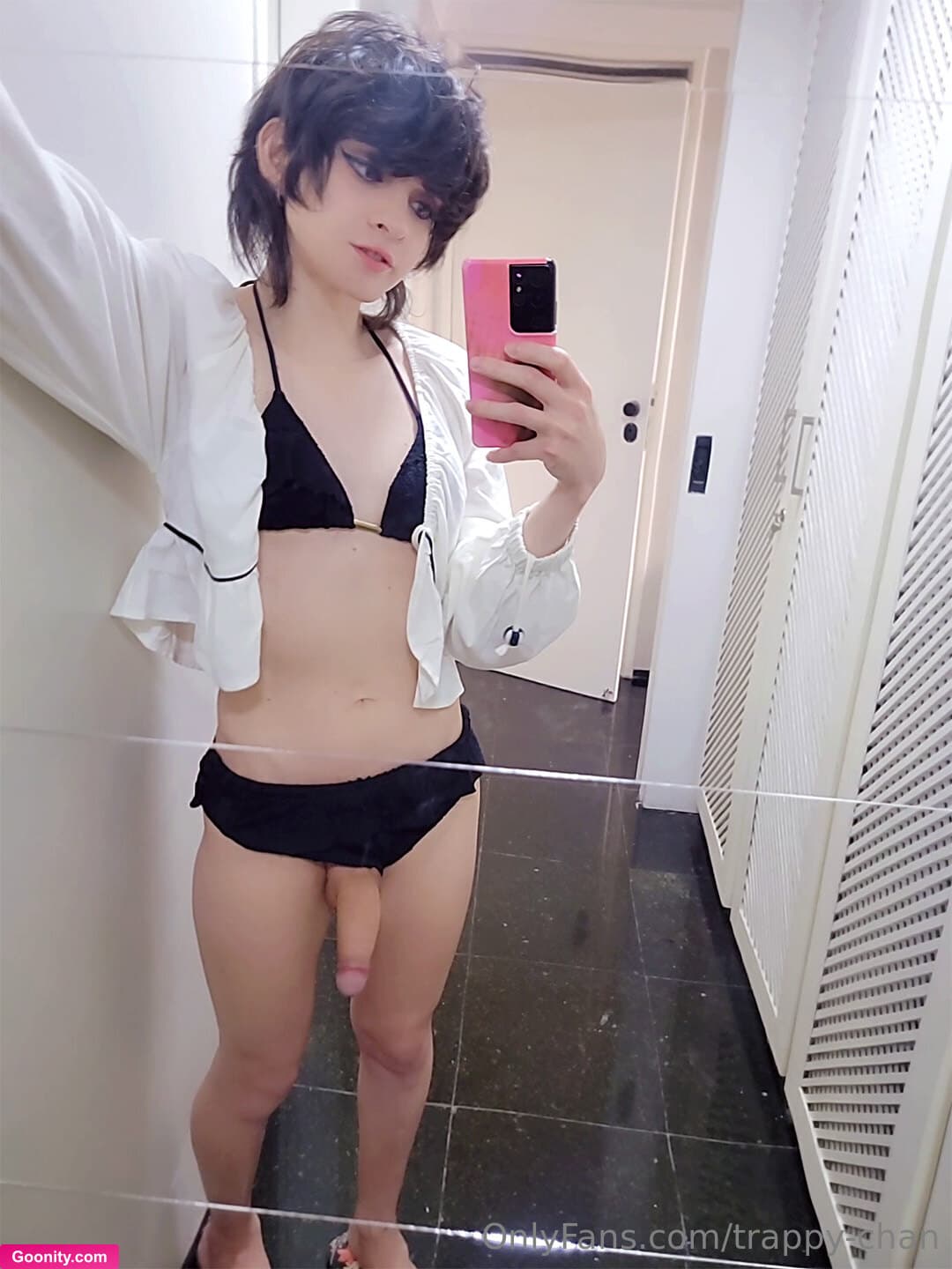 trappy-chan on OnlyFans - Quick pool party outfit check? :3c