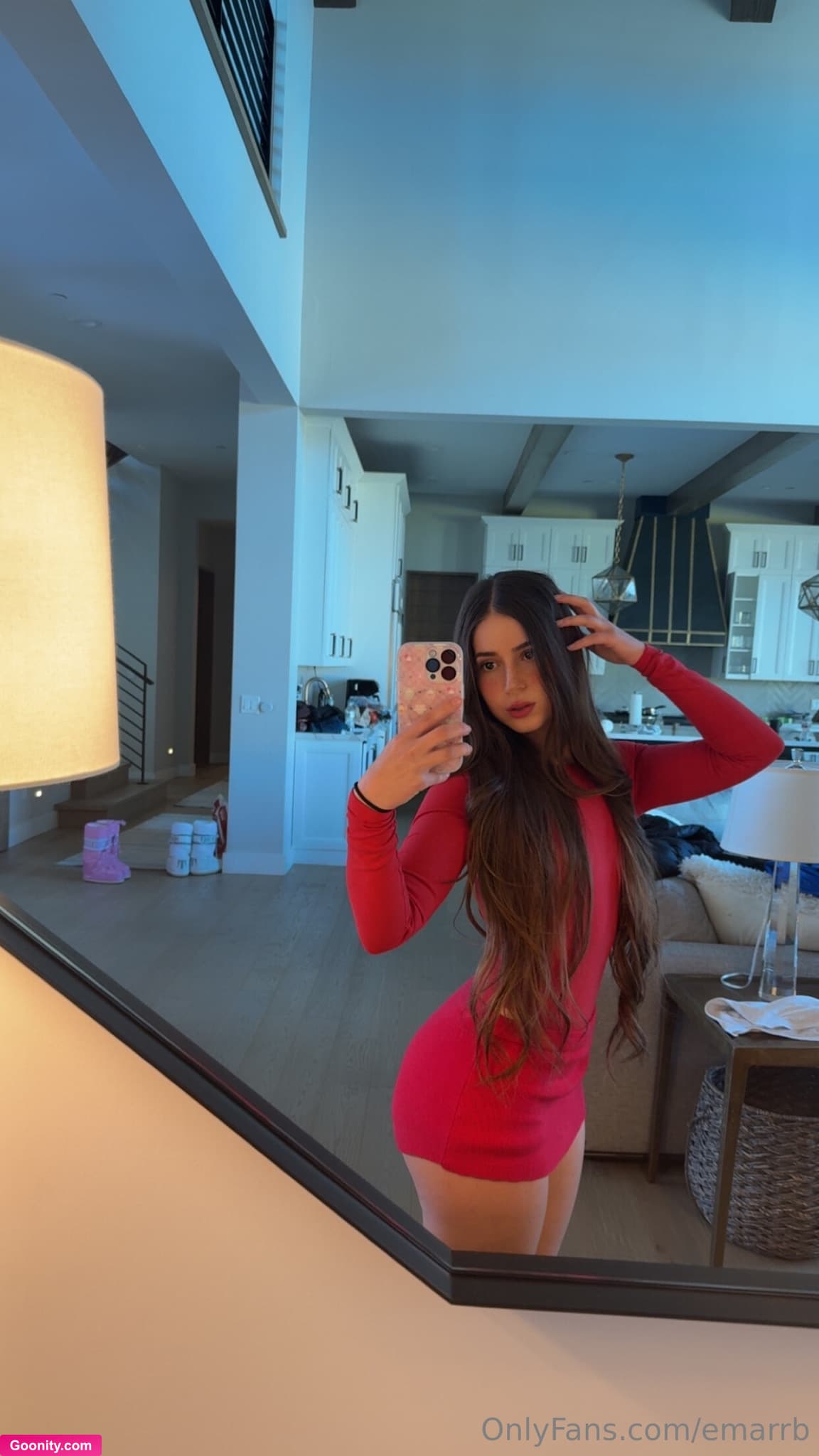 Emarr B on OnlyFans - you better turn your renew on 👉👈 I might have a little something for you ❣️