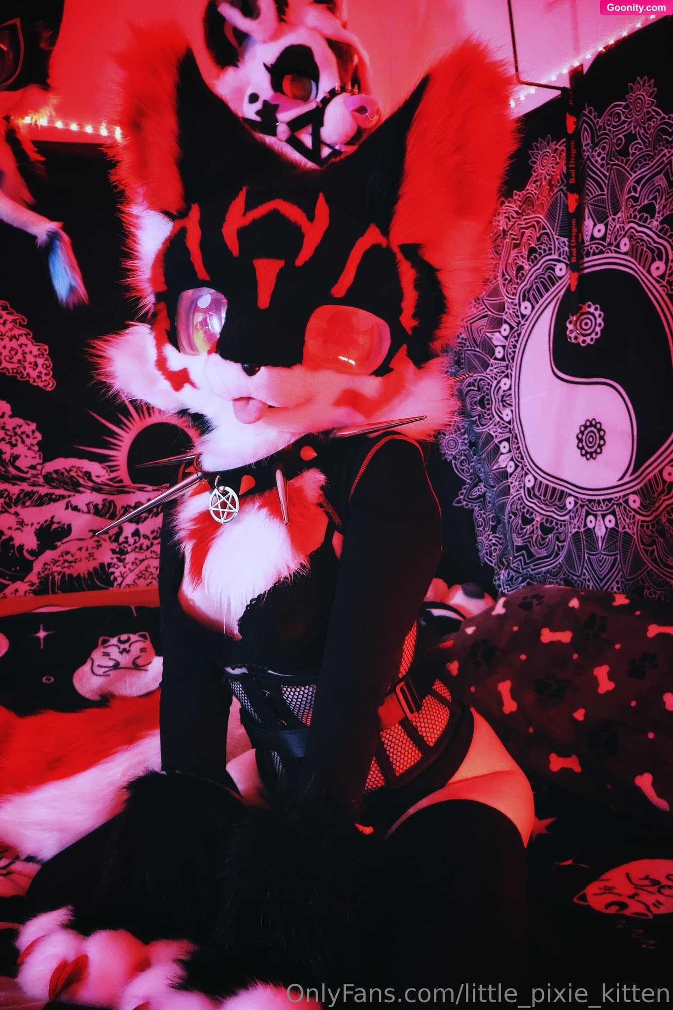 lilpixiekitten on OnlyFans - 🖤♥️