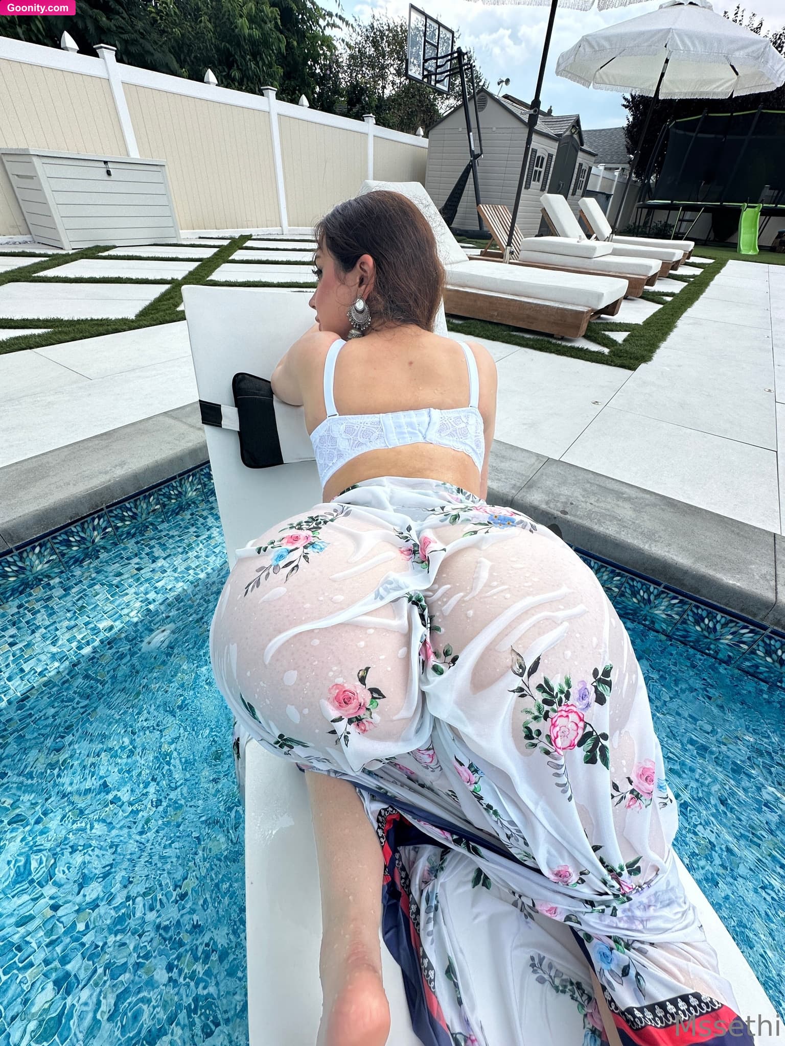 ms.sethi 😈 on OnlyFans - Can we fuck in the pool doggy position 😛