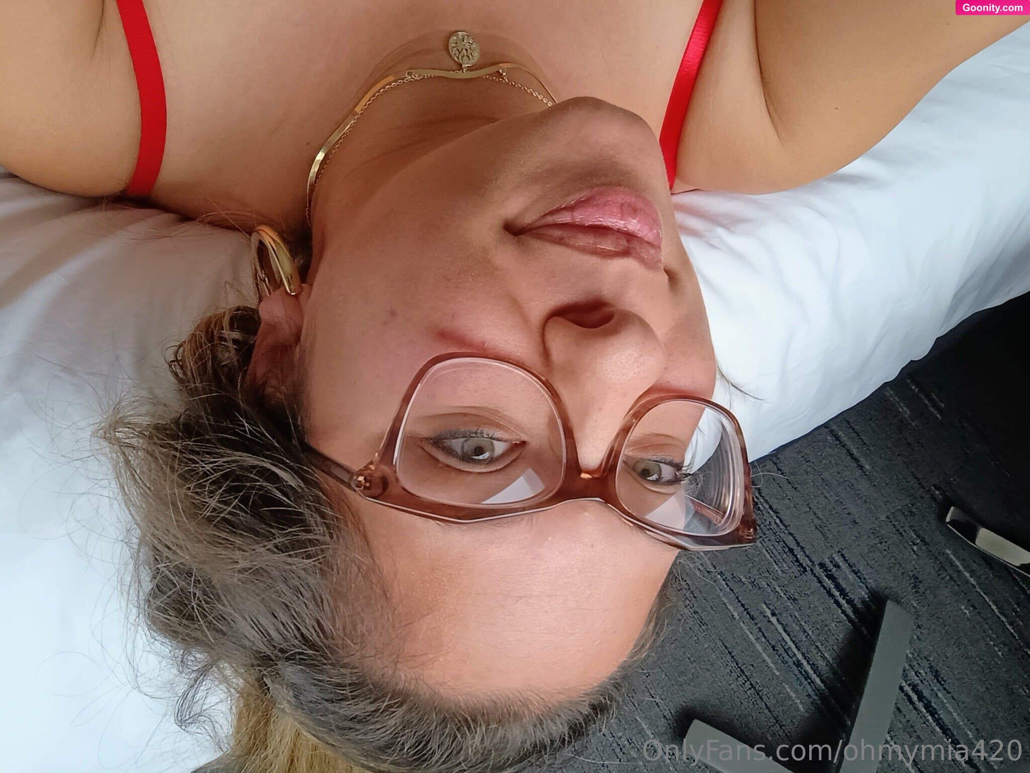 Sexy Mia on OnlyFans - Are my eyes pretty?