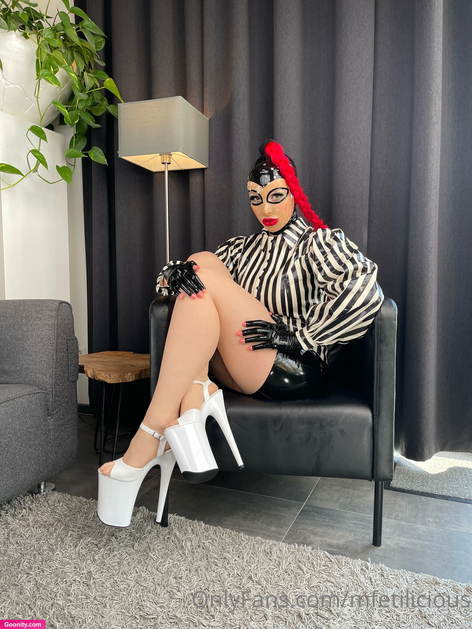 Miss Fetilicious on OnlyFans - Lounging around at Sauerland weekend in my stylish black and white latex.