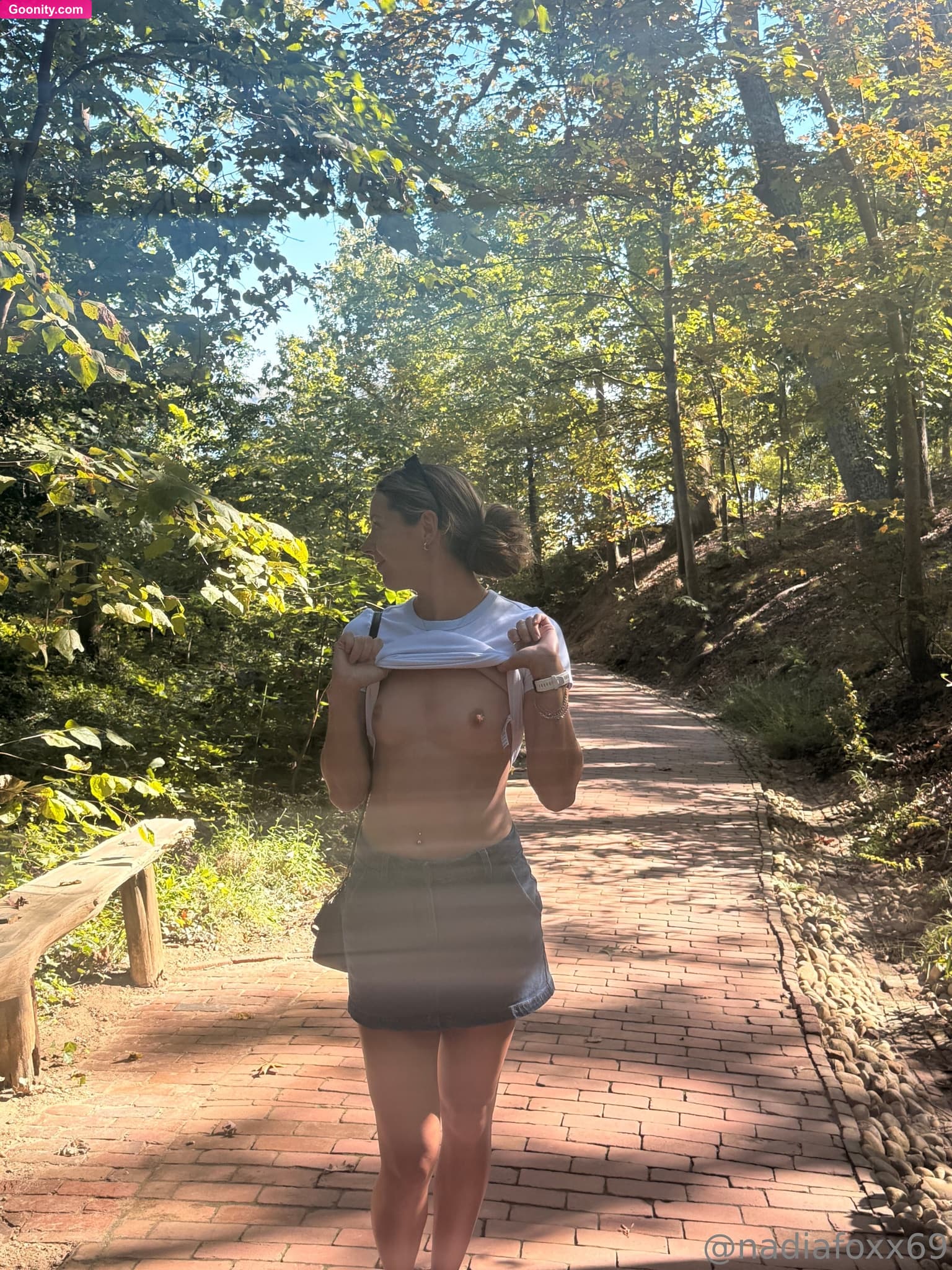 Nadia Foxx 🦊 on OnlyFans - Flashes for all!