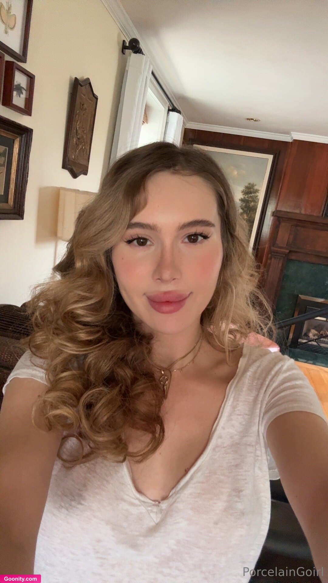 Rosealine on OnlyFans - Loose enough to feel comfy… thin enough to make you look twi..