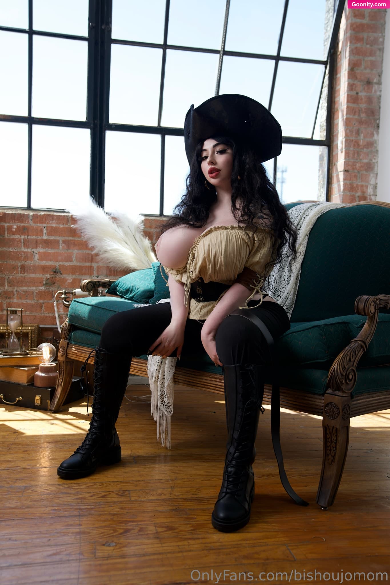 Juliette Michele on OnlyFans - 💰🦜🏴☠️NEW 40 IMAGE PHOTOSET - PIRATE QUEEN🏴☠️🦜💰Do you enjoy..