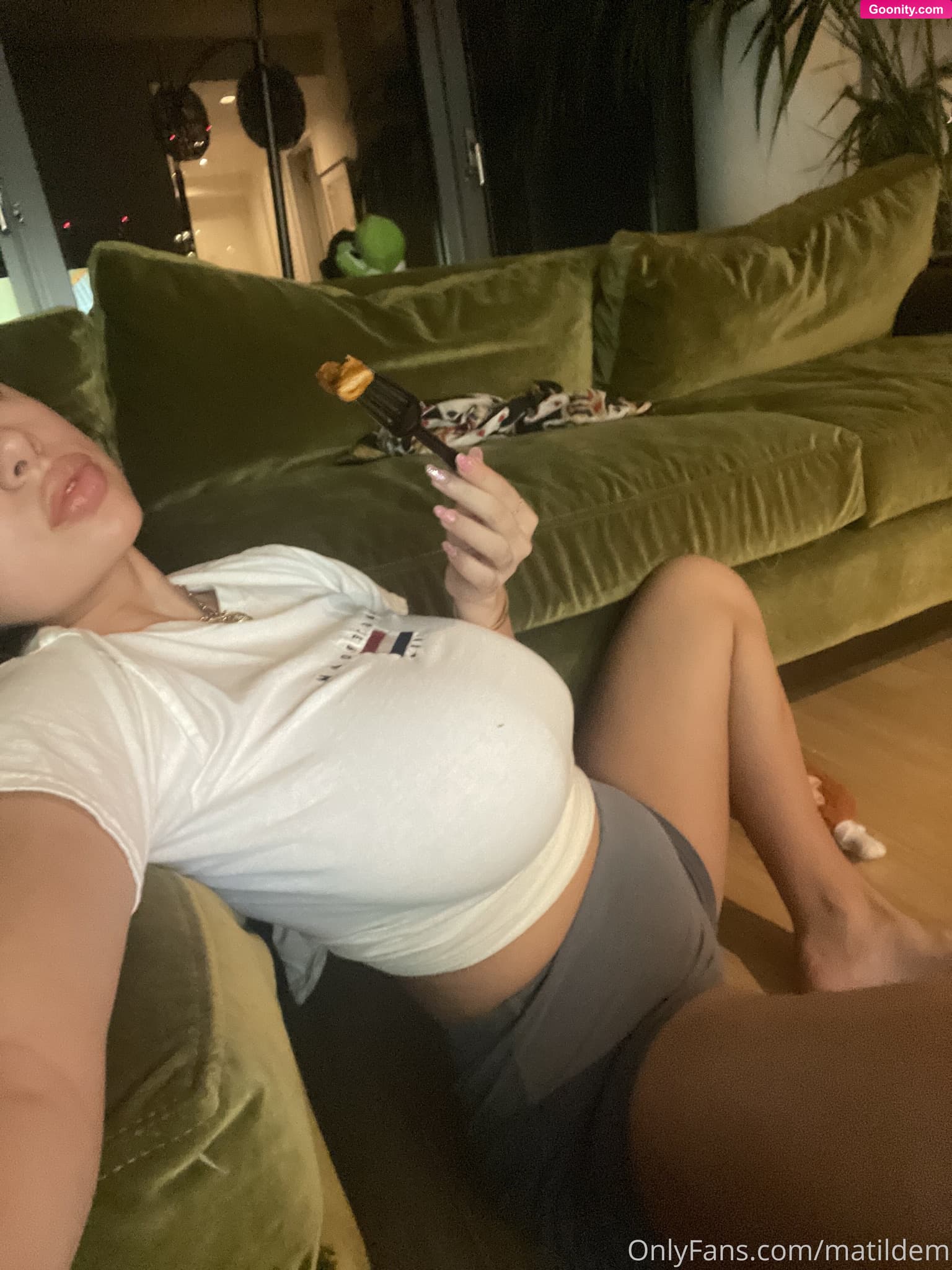 Mati Marroni on OnlyFans - Ask me anything im boreeeed 🥱👅