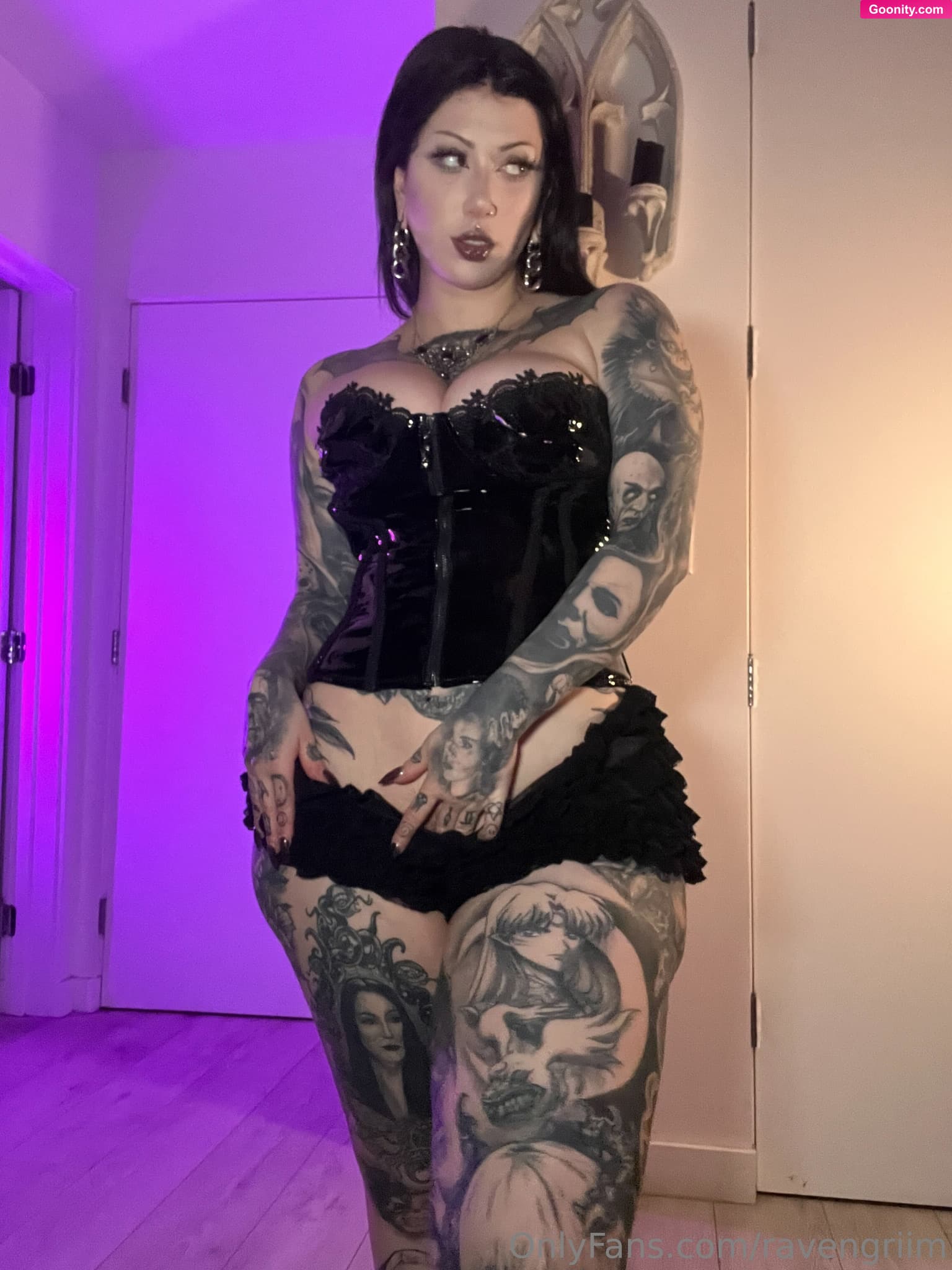 Violet Nothing on OnlyFans - ⛔️WARNING⛔️: FILMED WHILE HORNYI did something in this vid that I've never done before😈 I fingered my 😻 and then sucked on my fingers afterwards🤭 That was so naughty, I can't believe I even did that! Don't believe me? You'll have to watch to see for yourself, but i'd never lie about getting naughtier and naughtier for you...latex corset strip, twerking, fingering, ahegao, finger sucking, and moooreWanna see? Tip $7.77 HERE OR CHECK YOUR DMS!