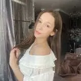 Ellie Leen on OnlyFans