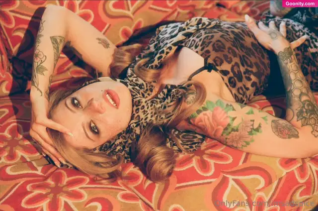 Liz♡ photo 75