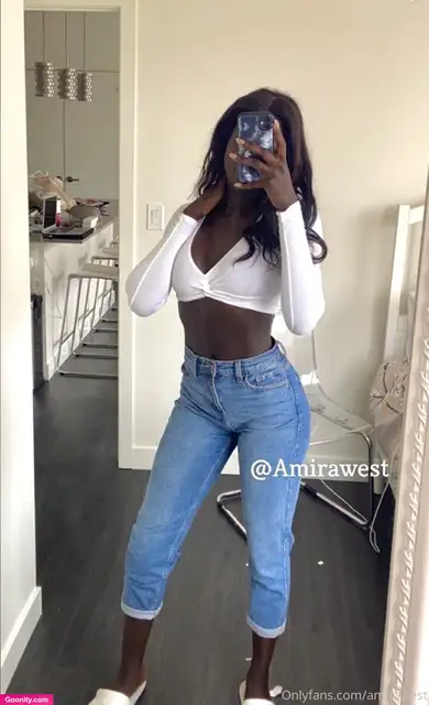 Amira West photo 28