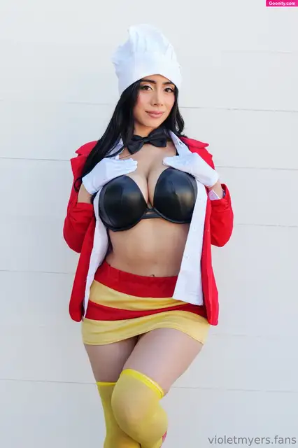 Violet Myers photo 4