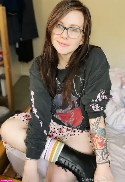 Alice CottonSox photo 846