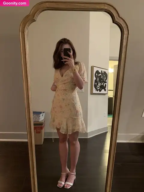 Soph8983 Posing In A Floral Summer Dress Nude OnlyFans Photo