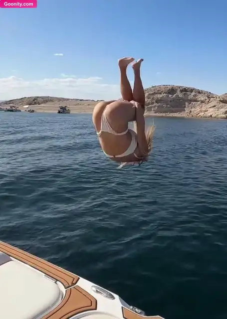 Kinsey Wolanski photo 153