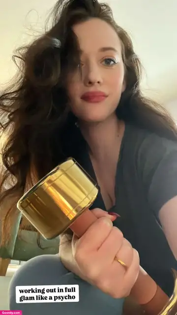 Kat Dennings photo 99