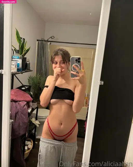 Alicia Allen photo 67