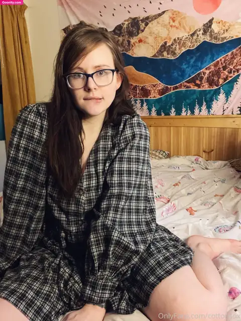 Alice CottonSox photo 799