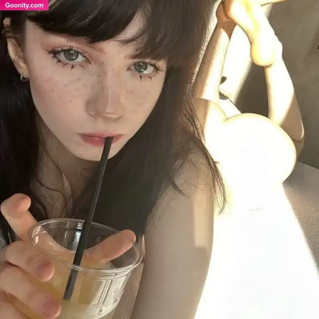 Katya - Nude Leaked Photo 503