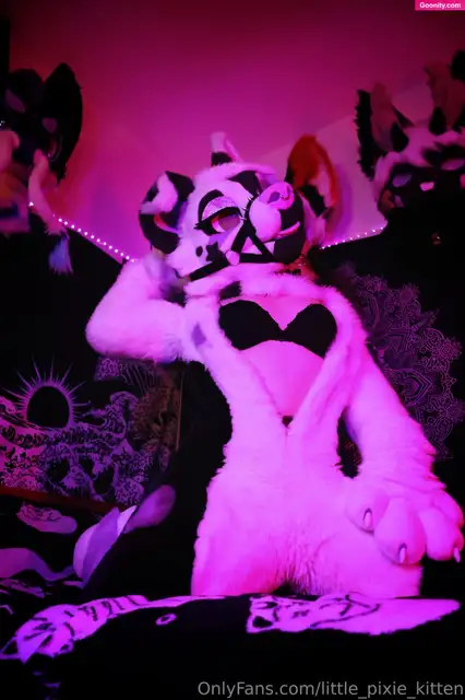 lilpixiekitten photo 69