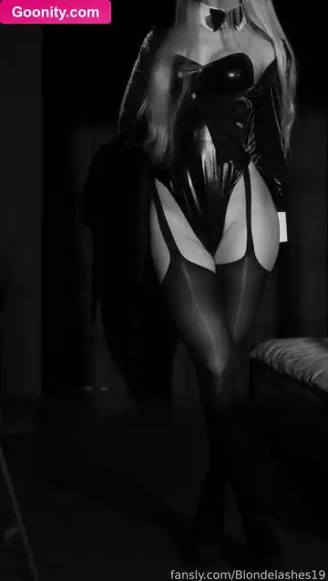 Blondelashes19 photo 116