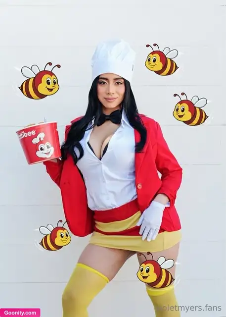 Violet Myers image