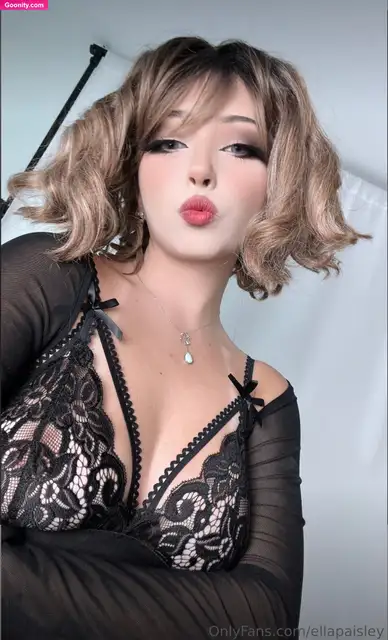 Ella Graves 💋 - صورة عارية مسربة 14