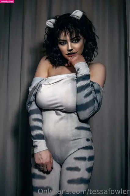 Tessa Fowler photo 135