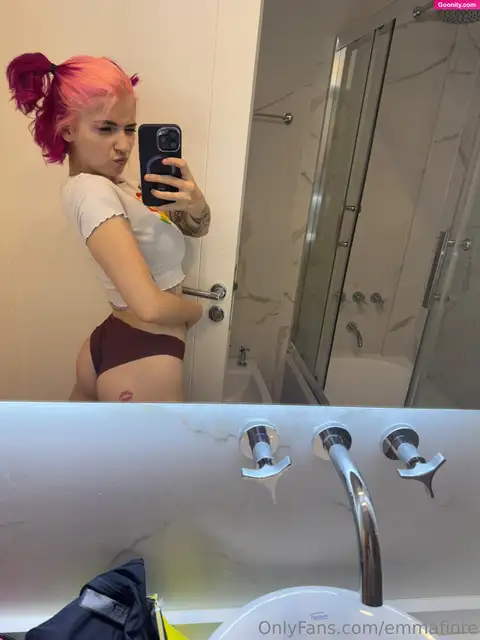 Emma Fiore photo 16