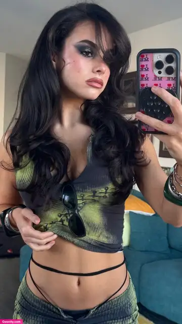 sofiaspamssometimes image