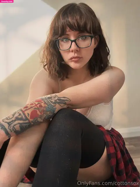 Alice CottonSox photo 283