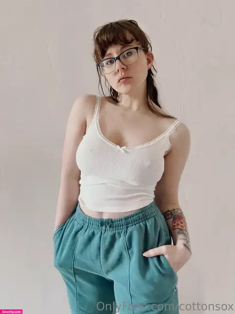 Alice CottonSox photo 156