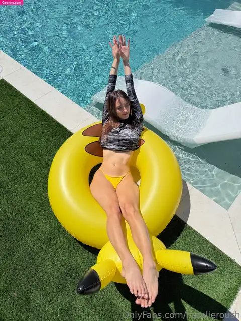 itsnatalieroush - Photo 9