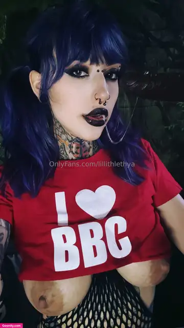 Goth M0mmy Lilli photo 142