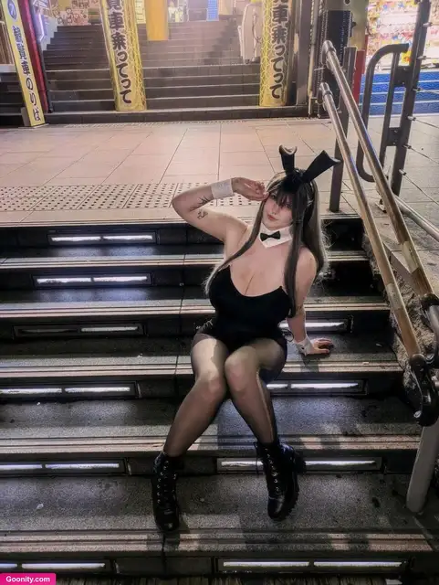 robin grey photo 186