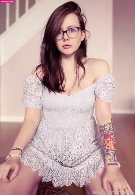 Alice CottonSox photo 651