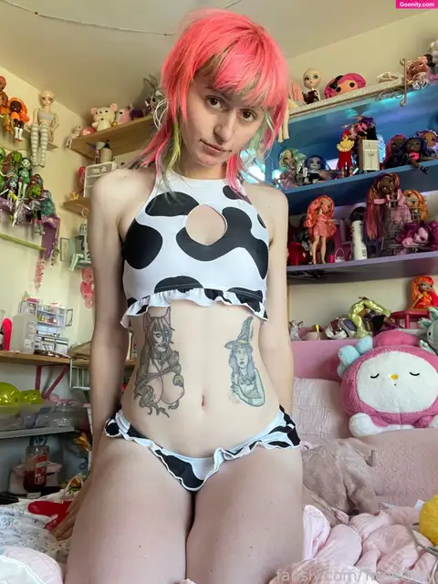 Tweetney photo 96