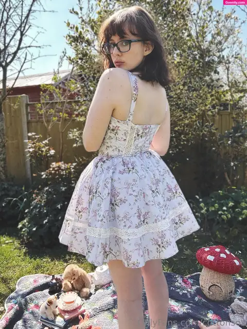 Alice CottonSox photo 15