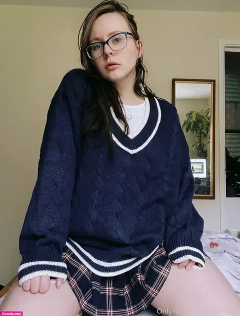 Alice CottonSox photo 756