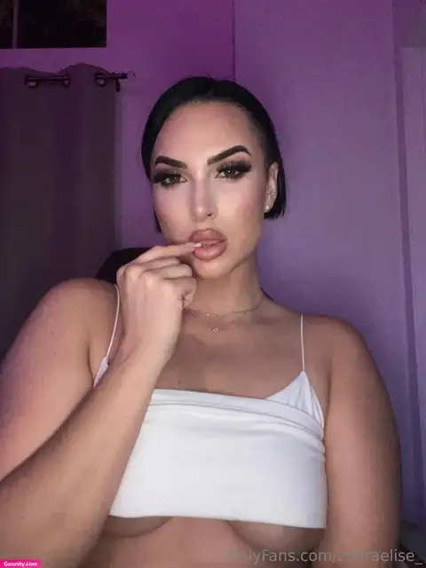 🏆 ZAHRA ELISE photo 34