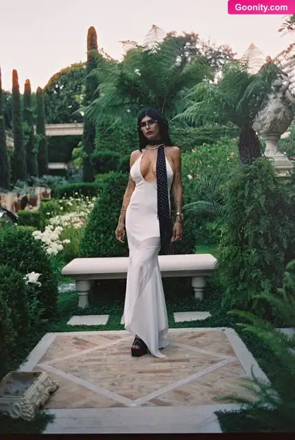 Mia Khalifa - Nude Leaked Photo 33