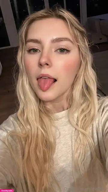 Eva Elfie photo 35