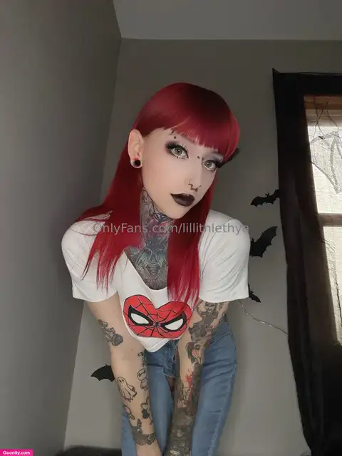 Goth M0mmy Lilli photo 53