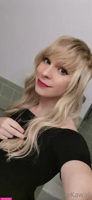 RosieXOX photo 37