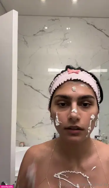 Mia Khalifa photo 42