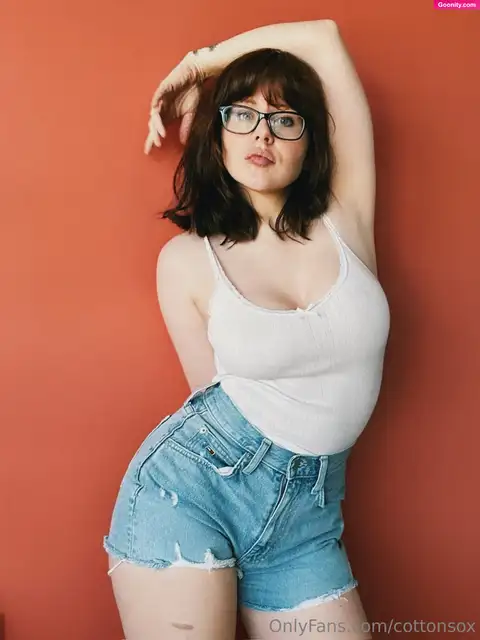 Alice CottonSox photo 431