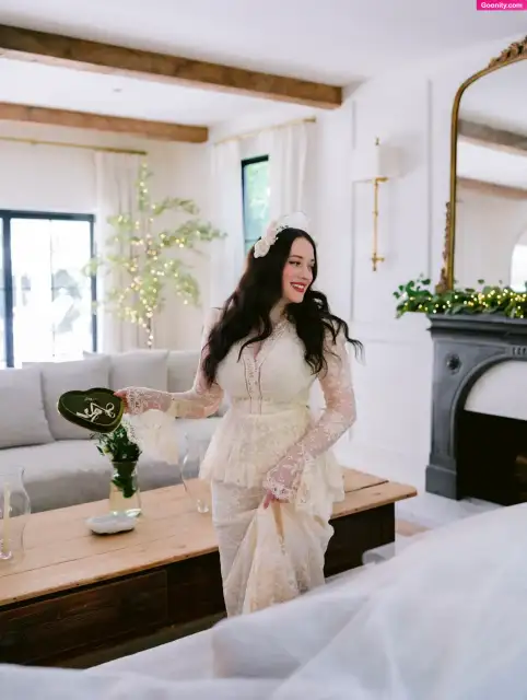 Kat Dennings photo 150