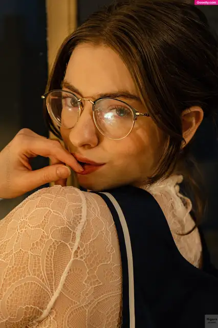 Emily  😇 photo 451